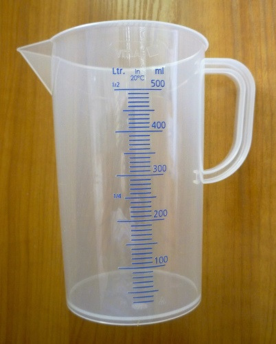 Mérőkancsó  PP  /hő-vegyszerálló/   500 ml