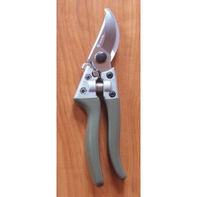 Metszőolló Worth 1081 Ergonom jap.acél  21 cm